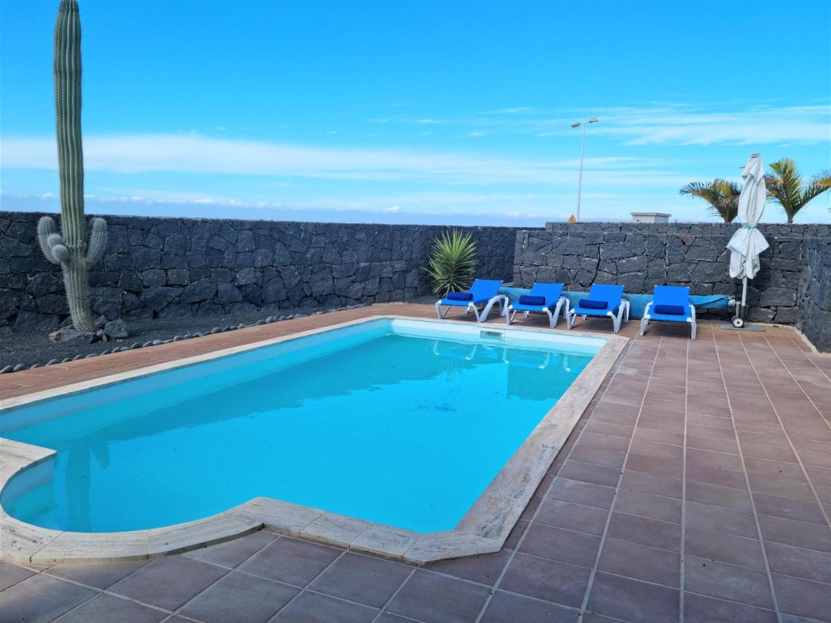 Villa Ana Playa Blanca  Ngoại thất bức ảnh