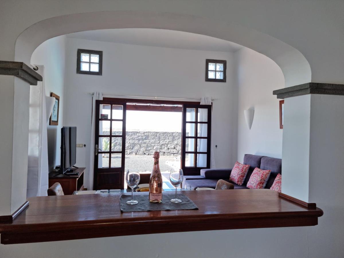 Villa Ana Playa Blanca  Ngoại thất bức ảnh